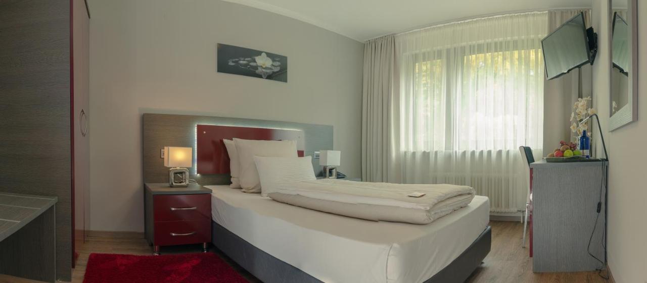 Waldhotel Sindelfingen Am Eichholz Екстер'єр фото