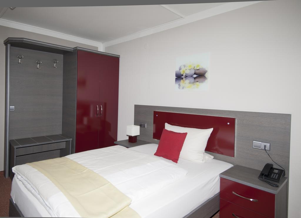 Waldhotel Sindelfingen Am Eichholz Номер фото